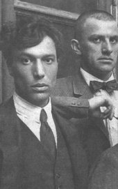 Б. Пастернак и В. Маяковский